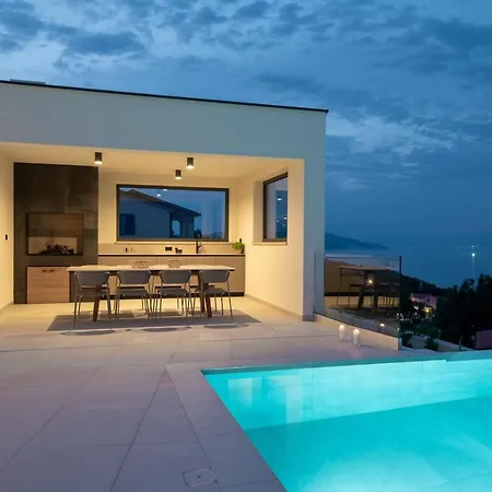 Rovni Villa